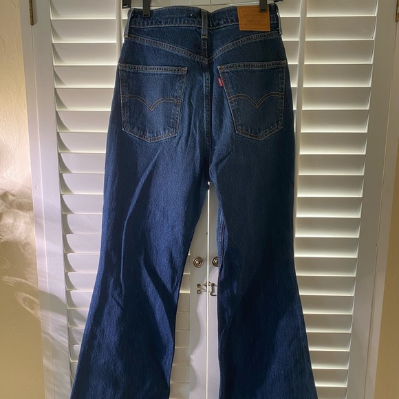 Levi’s 70’s High Rise Flare Women’s Jeans (28W x 32L), Sonoma Train - Picture 4 of 5